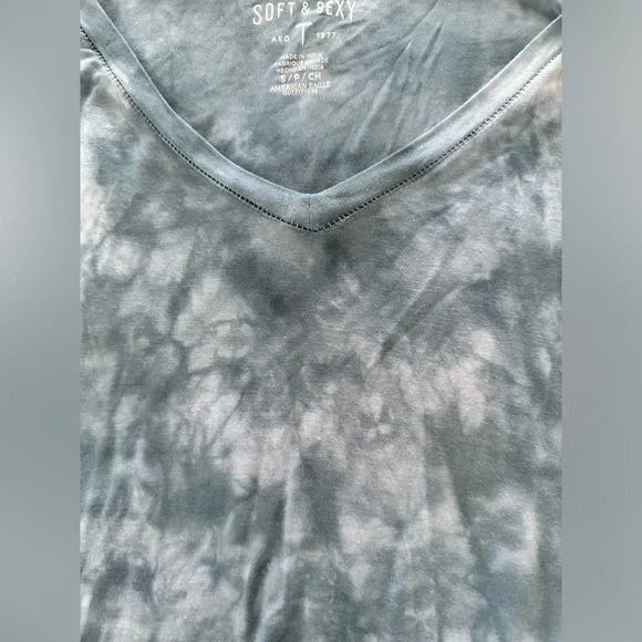 American Eagle T-Shirt Long Sleeve Soft and Sexy Size Small Blue Pattern - Picture 3 of 7